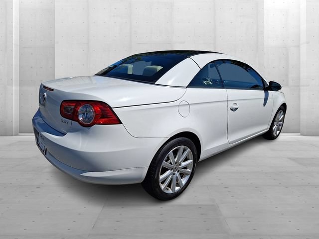 Used 2011 Volkswagen Eos Komfort FWD image 6