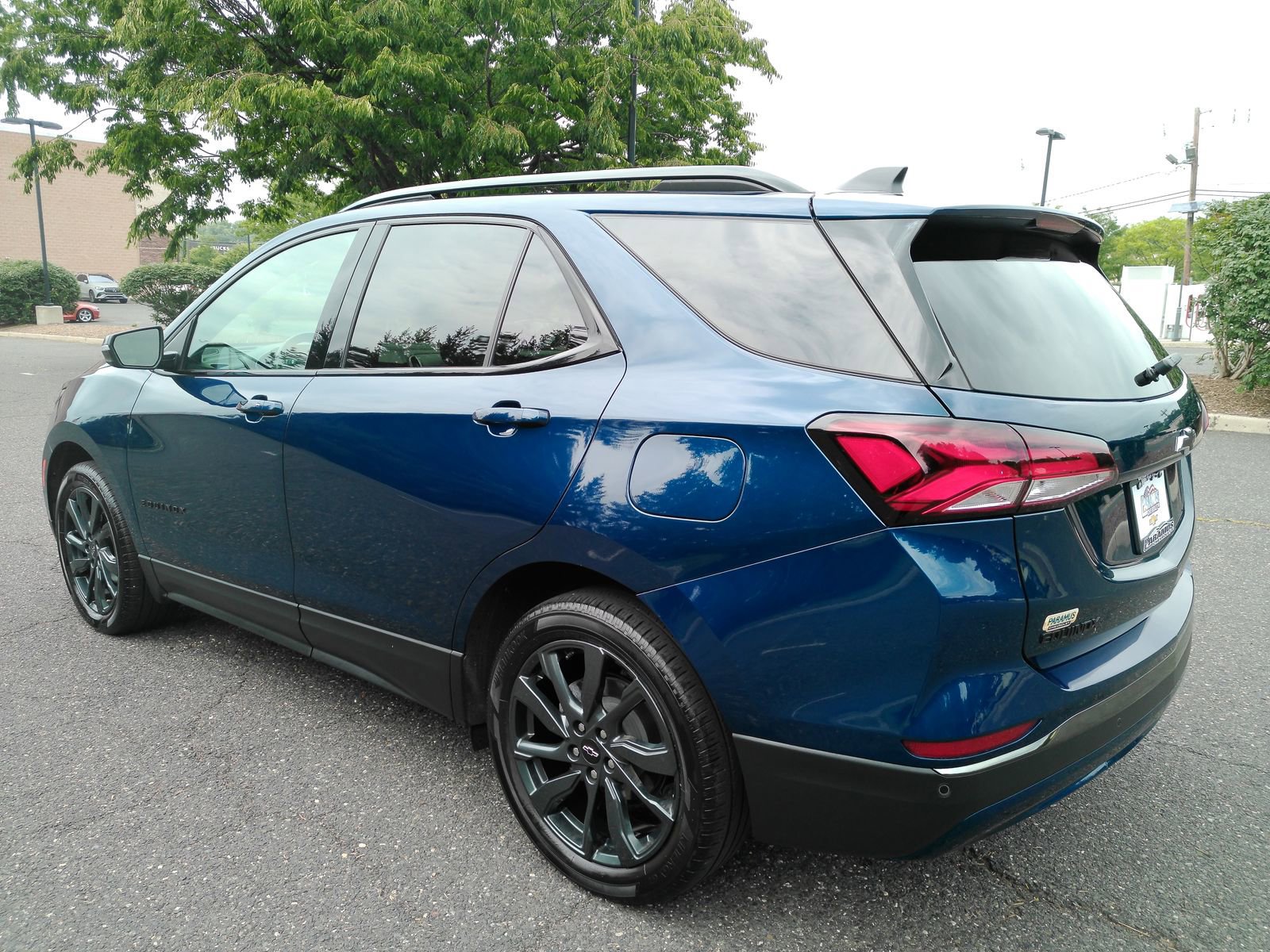 Certified 2023 Chevrolet Equinox RS AWD/4WD image 20