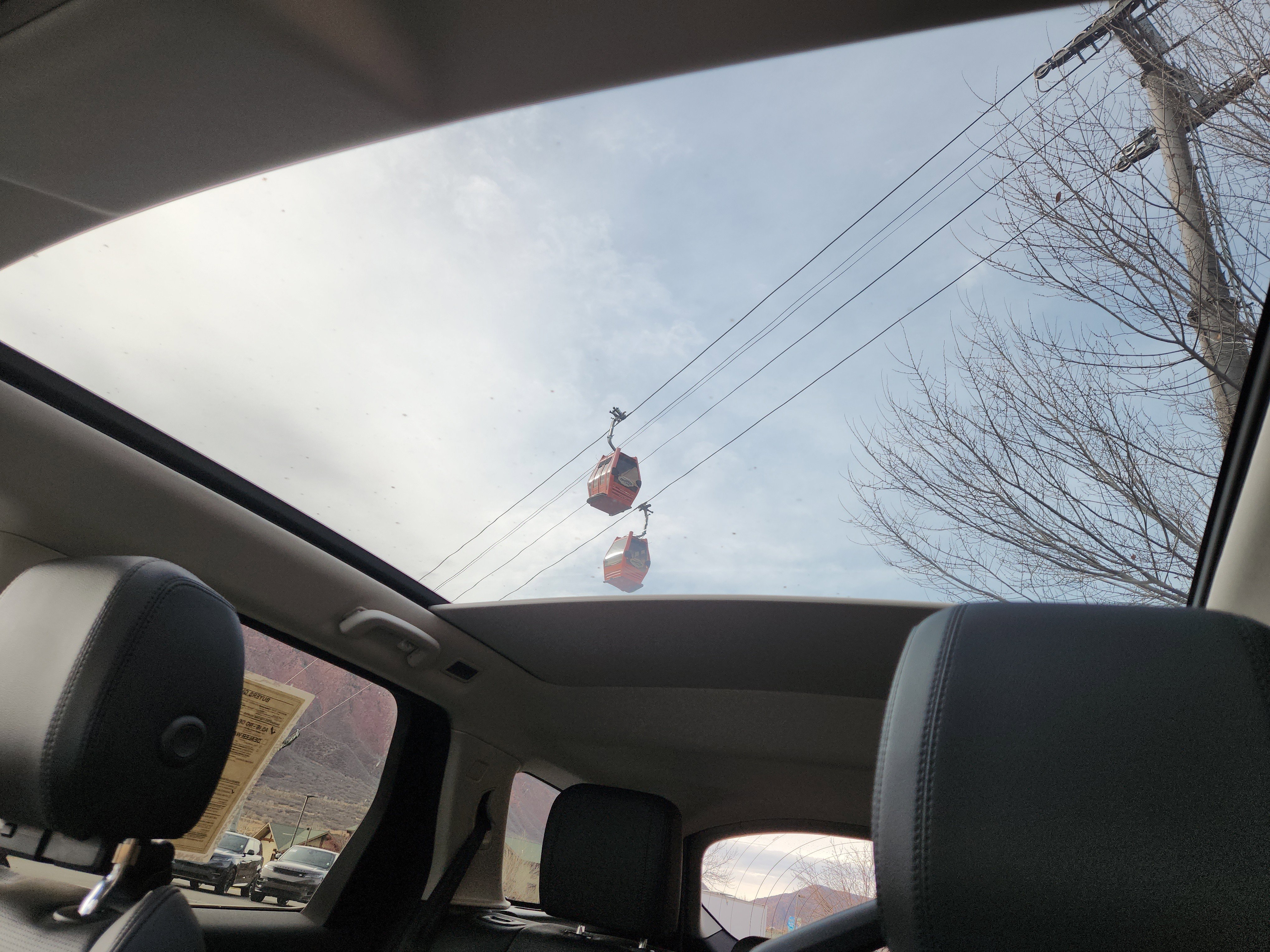 Used 2023 Land Rover Discovery Sport SE image 33