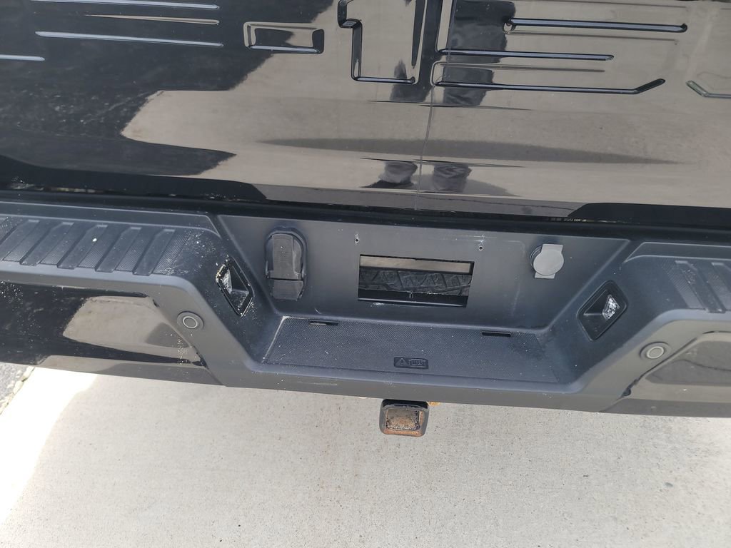 Used 2023 Ford F150 XLT w/ Equipment Group 302A High AWD/4WD image 9