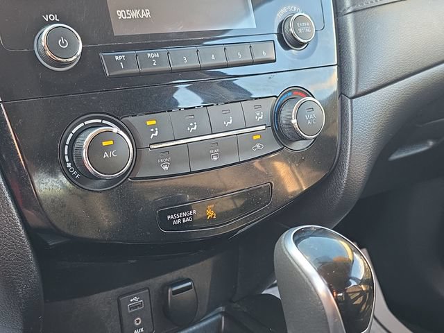 Certified 2017 Nissan Rogue S AWD/4WD image 18