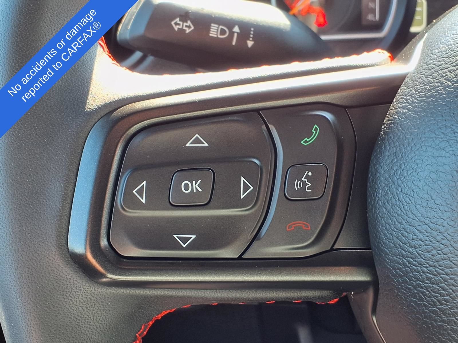 Used 2024 Jeep Gladiator Rubicon w/ Technology Group AWD/4WD image 30
