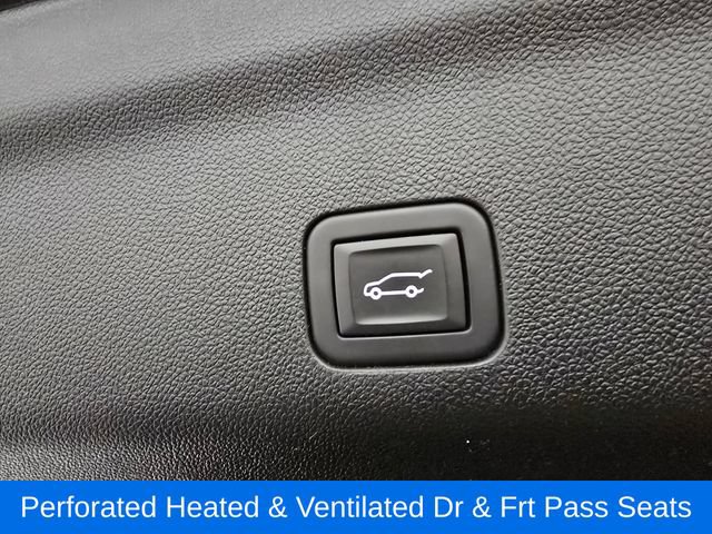 Used 2024 GMC Yukon AT4 w/ Technology Package AWD/4WD image 35