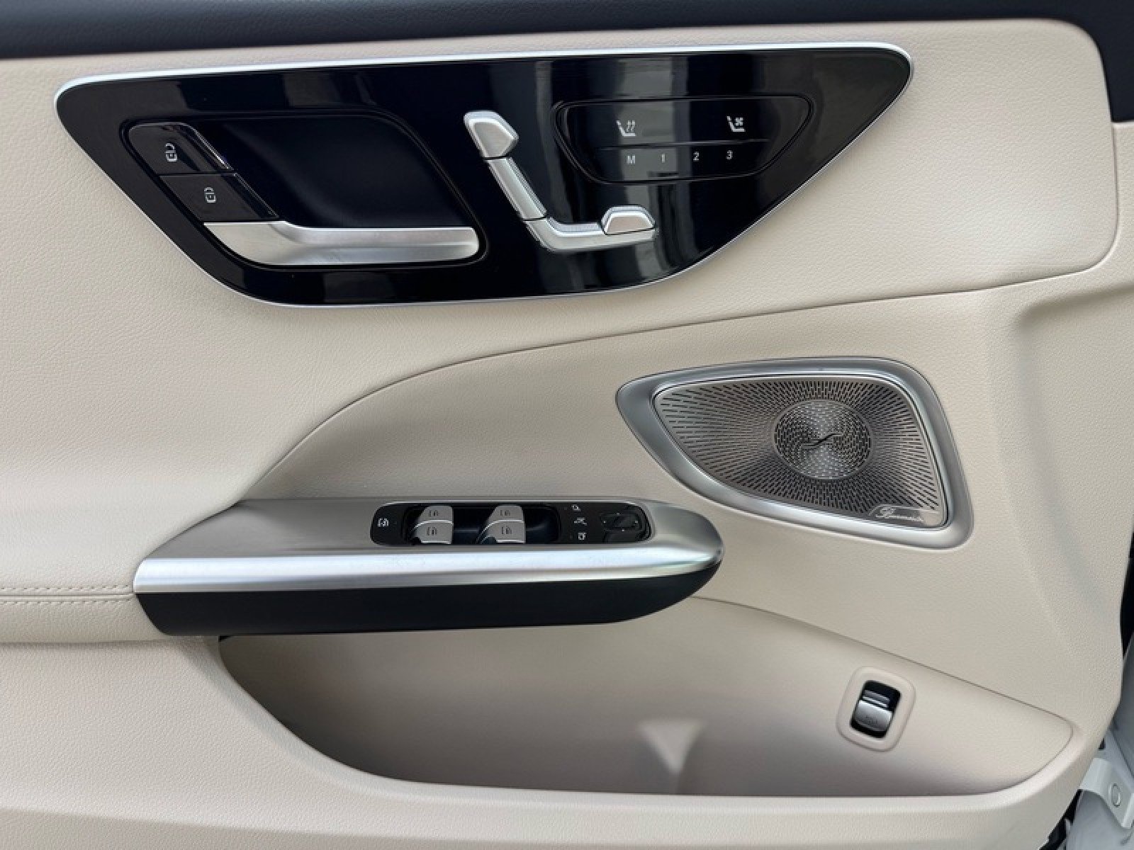 Certified 2024 Mercedes-Benz C 300 Sedan image 14