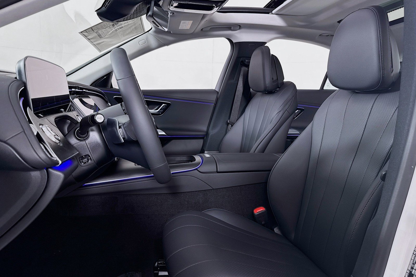 New 2026 Mercedes-Benz E 450 4MATIC Sedan image 16