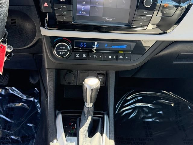 Used 2014 Toyota Corolla LE FWD image 14