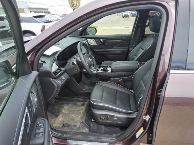 Certified 2026 Buick Enclave Avenir w/ Super Cruise Package AWD/4WD image 5