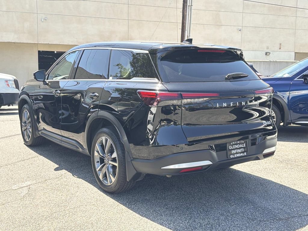 Certified 2026 INFINITI QX60 Pure w/ Cargo Package FWD image 4
