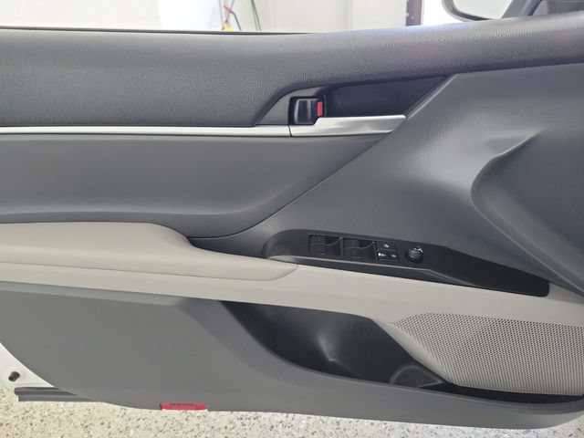 Used 2022 Toyota Camry LE FWD image 21