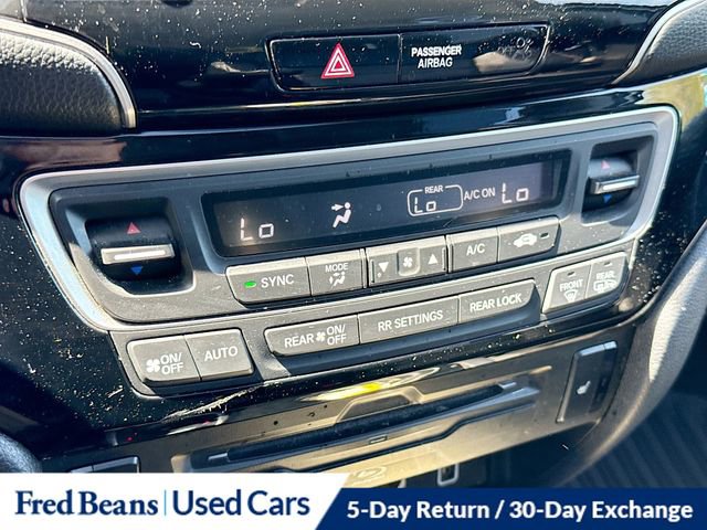 Used 2019 Honda Pilot Touring image 17
