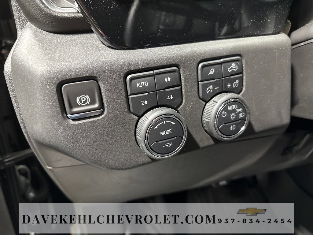 Used 2025 Chevrolet Silverado 1500 LT Trail Boss w/ LT Trail Boss Premium Package image 12