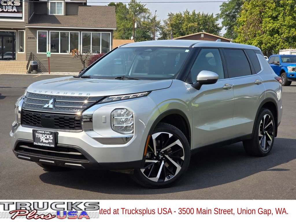 Used 2022 Mitsubishi Outlander ES