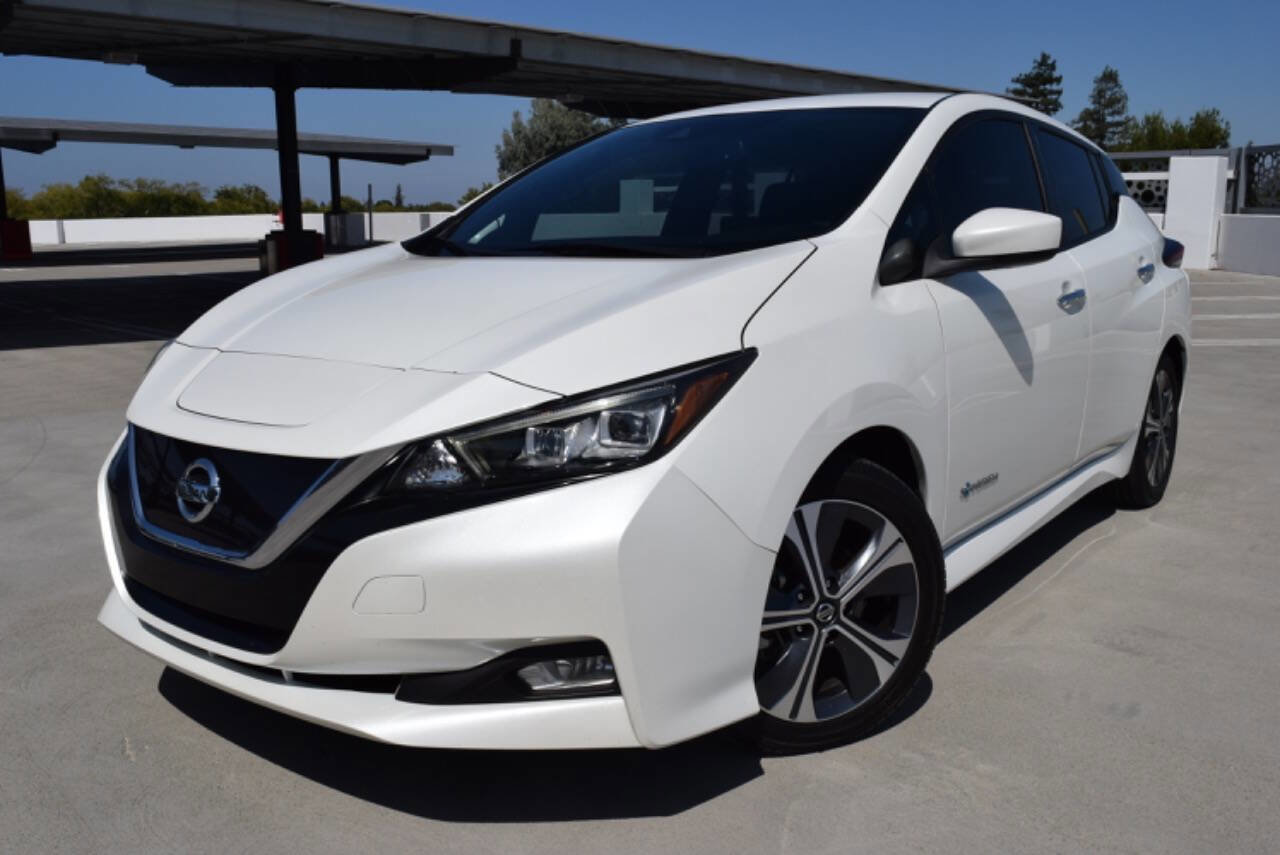 Used 2019 Nissan Leaf SV w/ SV Technology Package image 1