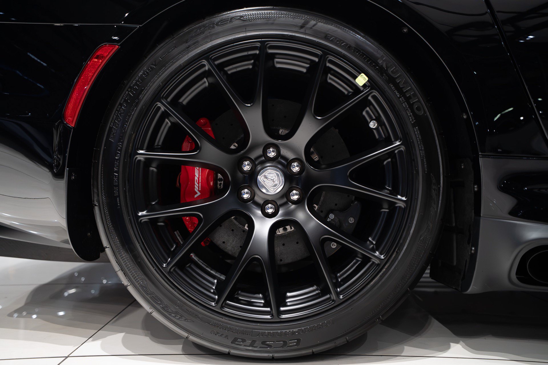 Used 2017 Dodge Viper GTC w/ ACR Package RWD image 49