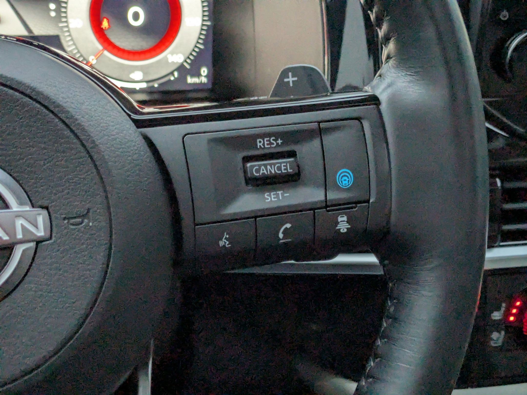 Used 2022 Nissan Pathfinder Platinum w/ Cargo Package image 13