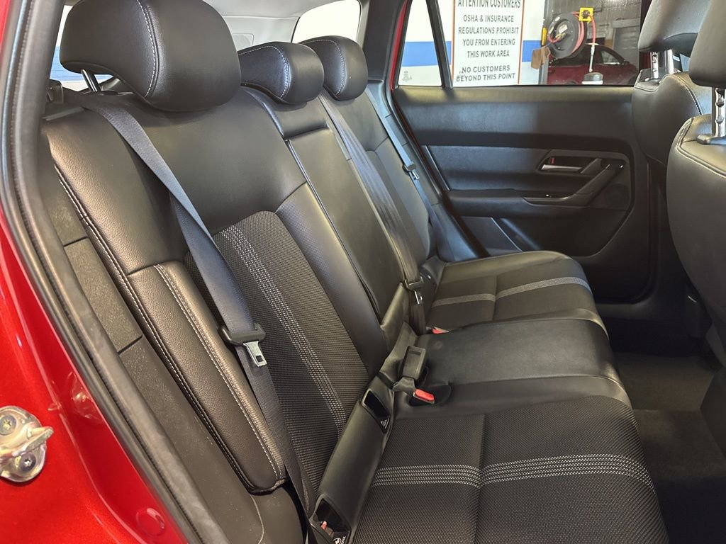 Used 2025 MAZDA CX-50 AWD 2.5 S w/ Premium Package image 2