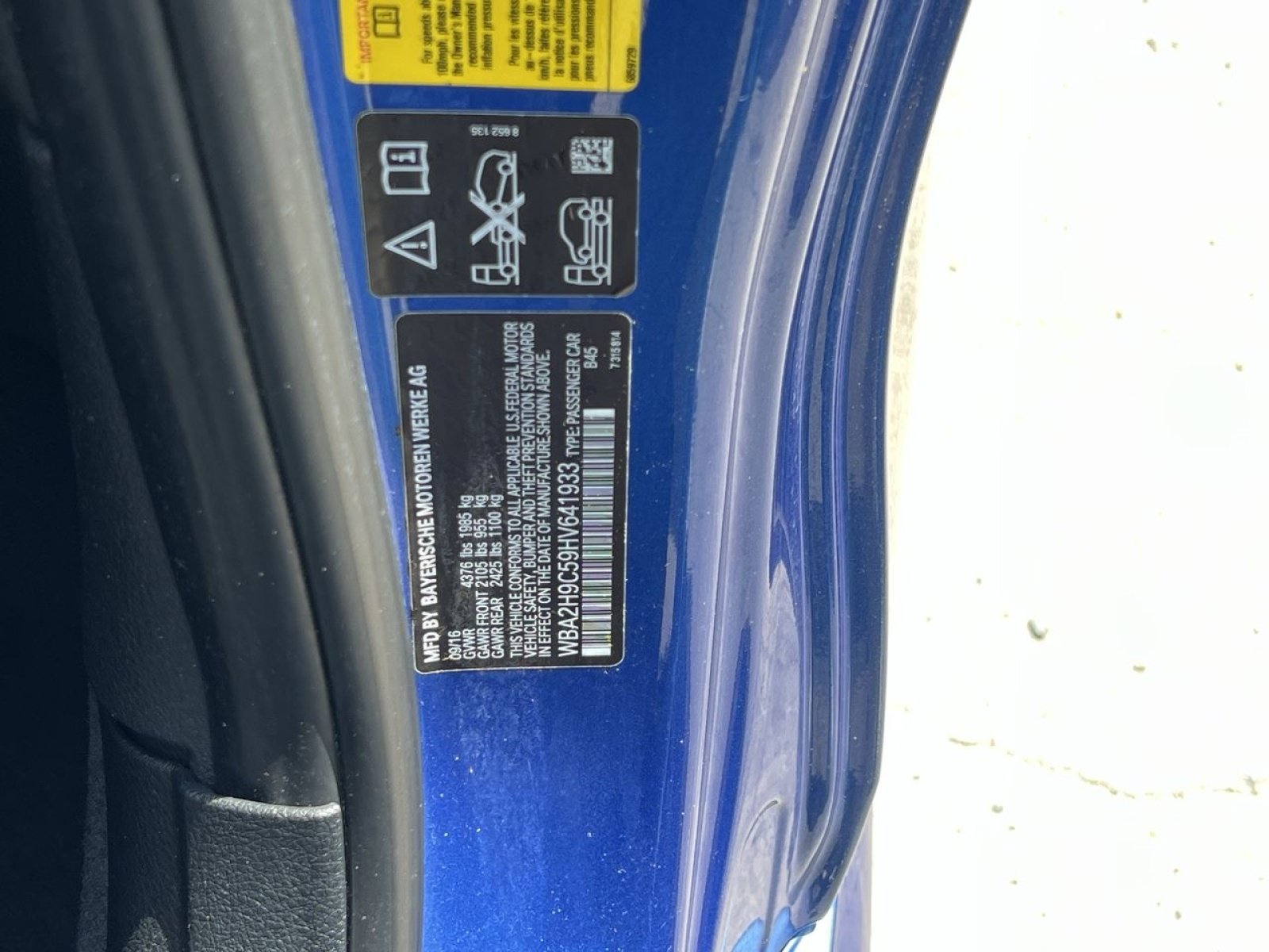 Used 2017 BMW 230i xDrive Coupe AWD/4WD image 32