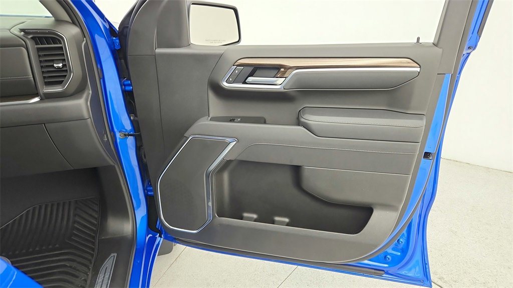 Certified 2025 Chevrolet Silverado 1500 LT image 34