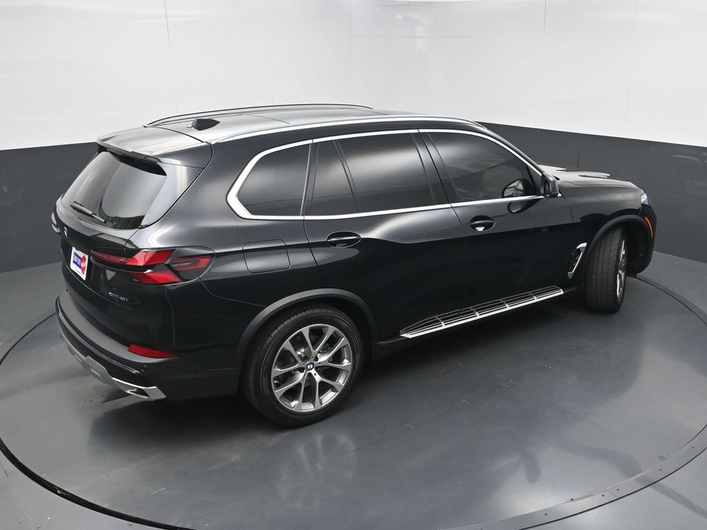 Used 2025 BMW X5 xDrive40i w/ Climate Comfort Package AWD/4WD image 38
