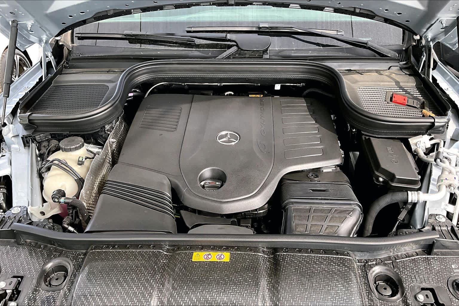 New 2026 Mercedes-Benz GLS 450 4MATIC image 17