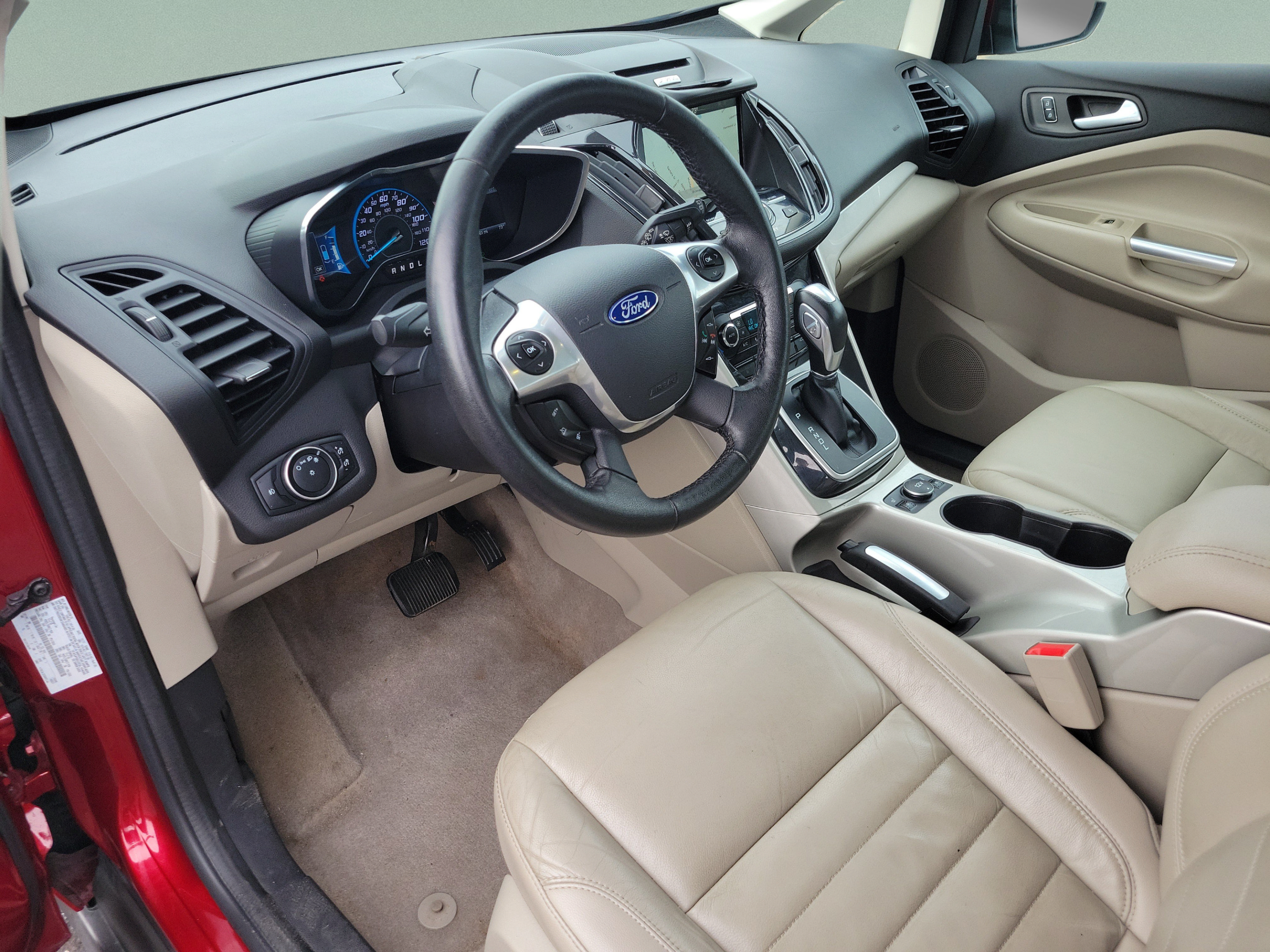 Used 2016 Ford C-MAX SEL w/ Equipment Group 302A FWD image 19