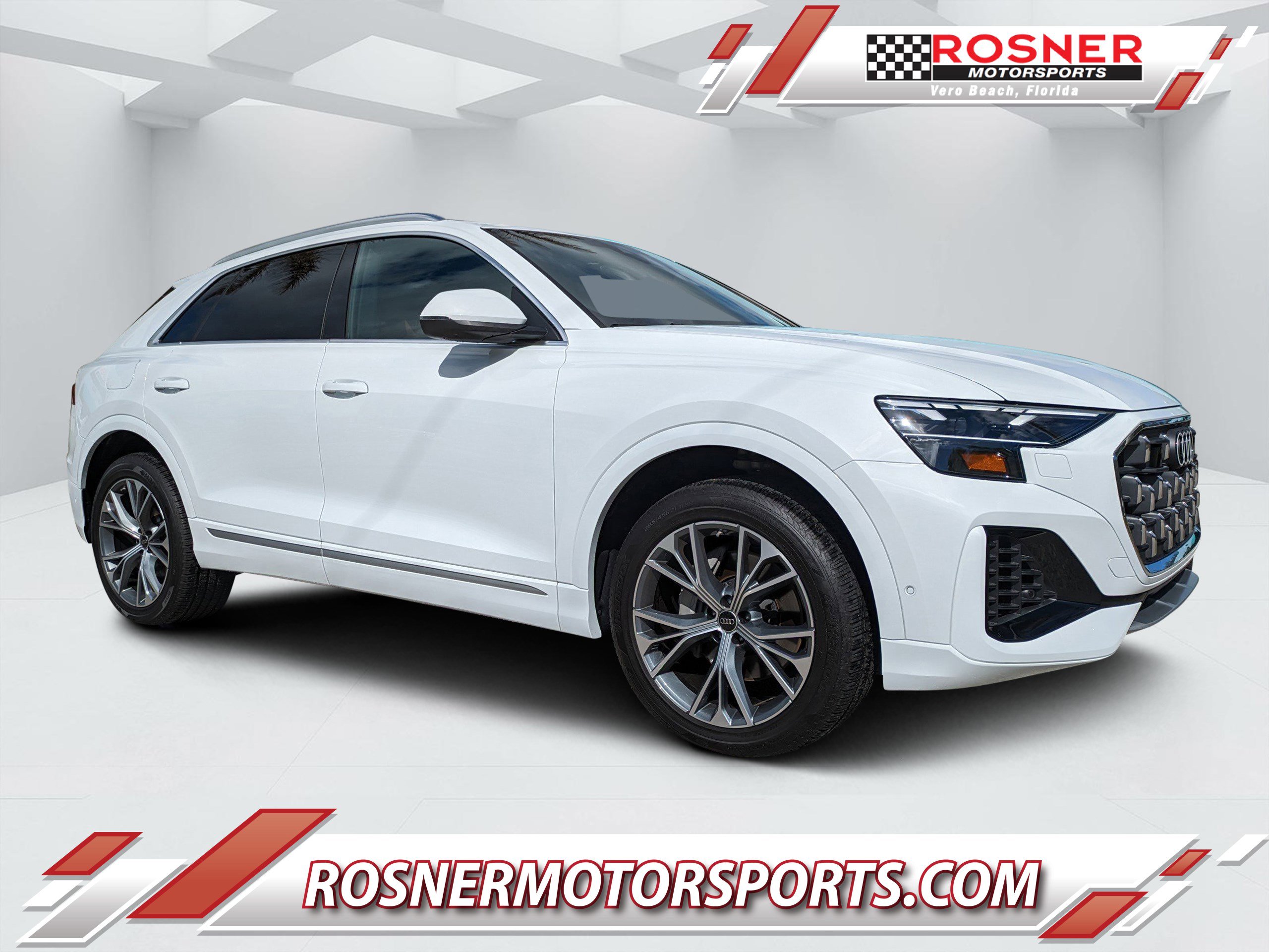 Used 2025 Audi Q8 Premium w/ Convenience Package image 1