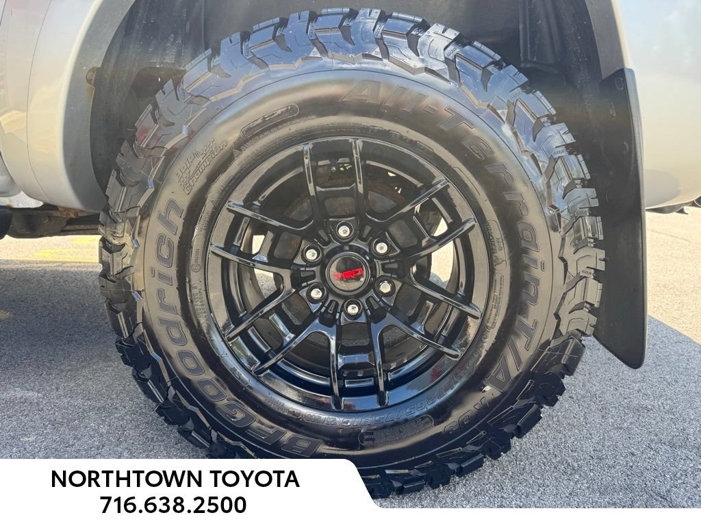 Used 2011 Toyota Tacoma 4x4 Double Cab w/ TRD Off-Road Pkg image 7
