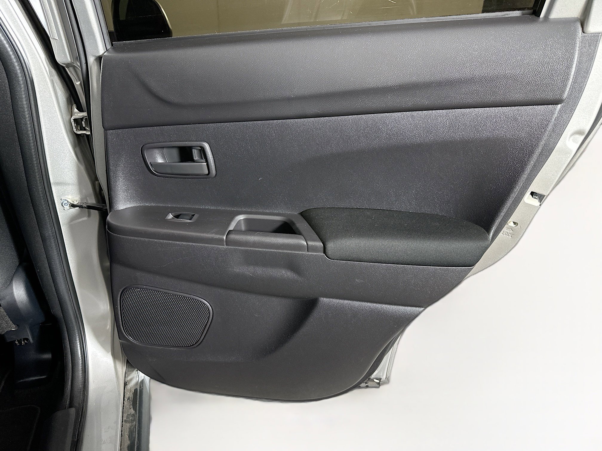 Used 2015 Mitsubishi Outlander Sport ES FWD image 25