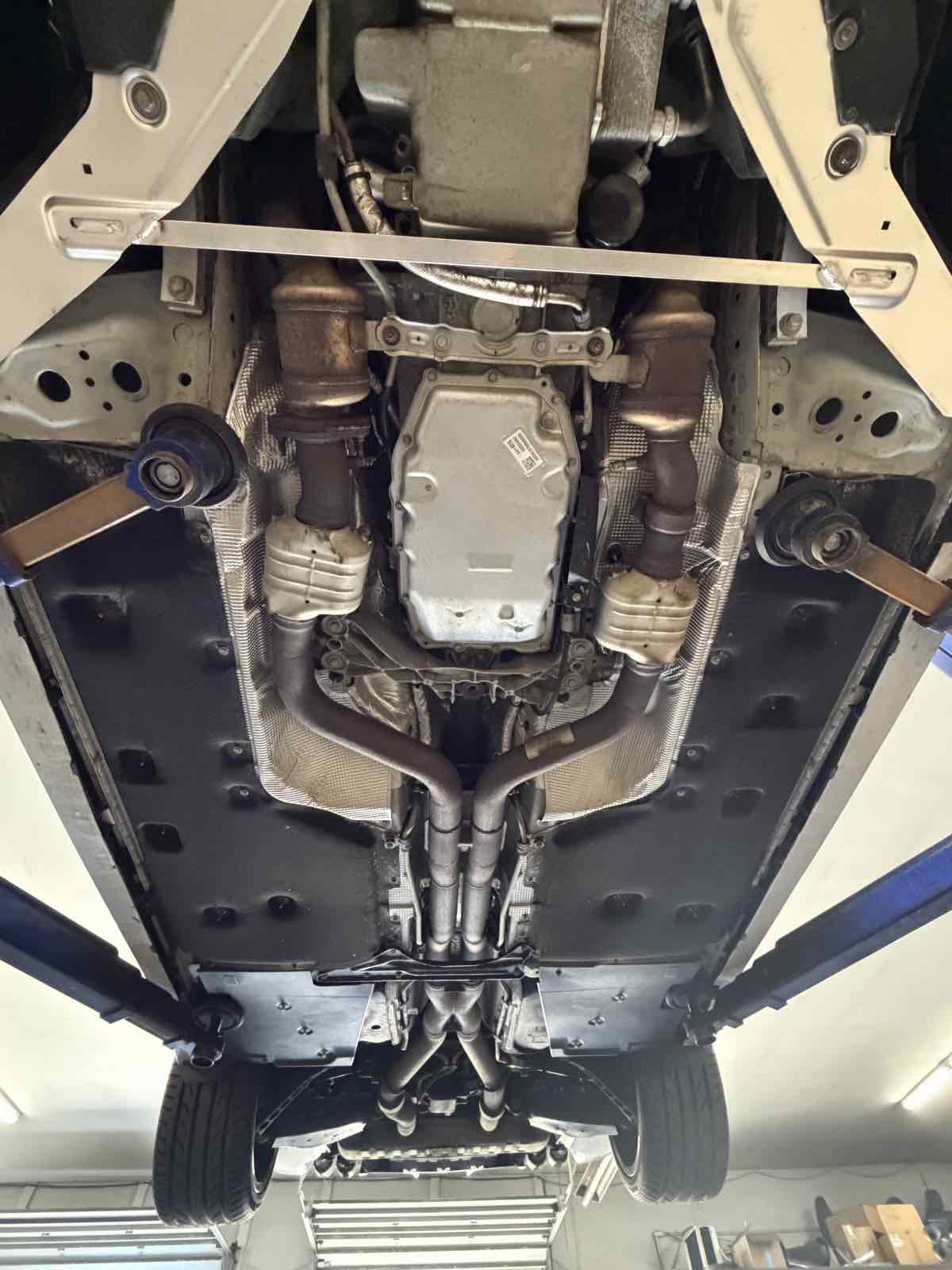 Used 2017 Cadillac CTS V w/ Carbon Black Package RWD image 29