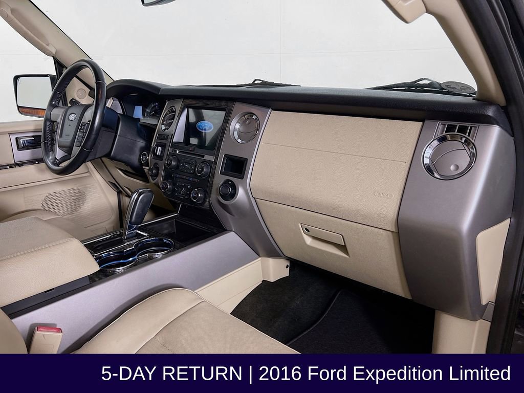 Used 2016 Ford Expedition Limited AWD/4WD image 35