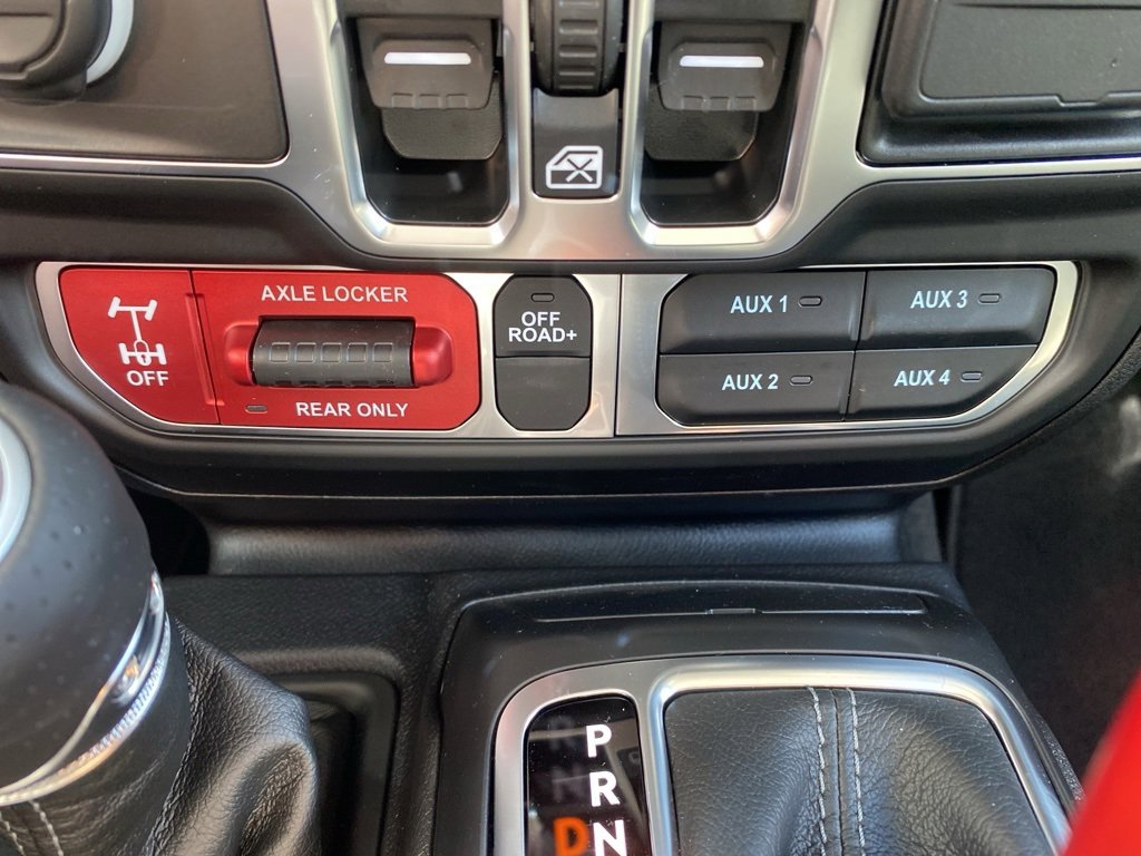 New 2025 Jeep Gladiator Mojave w/ Convenience Group image 27