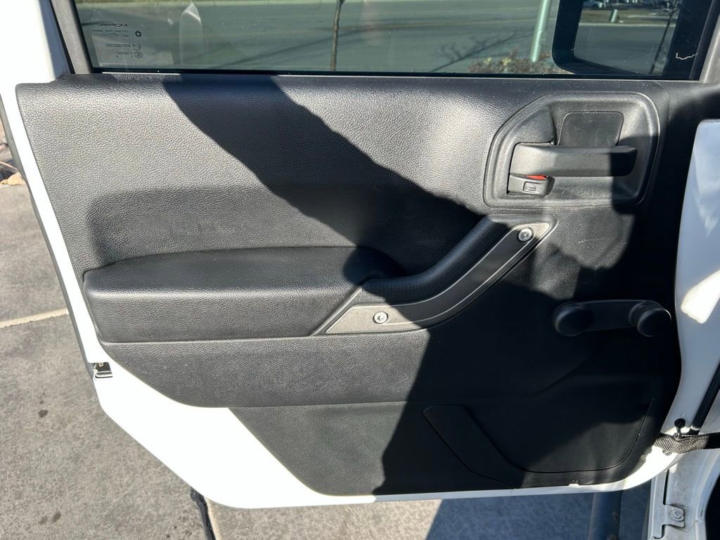 Used 2016 Jeep Wrangler Sport image 9