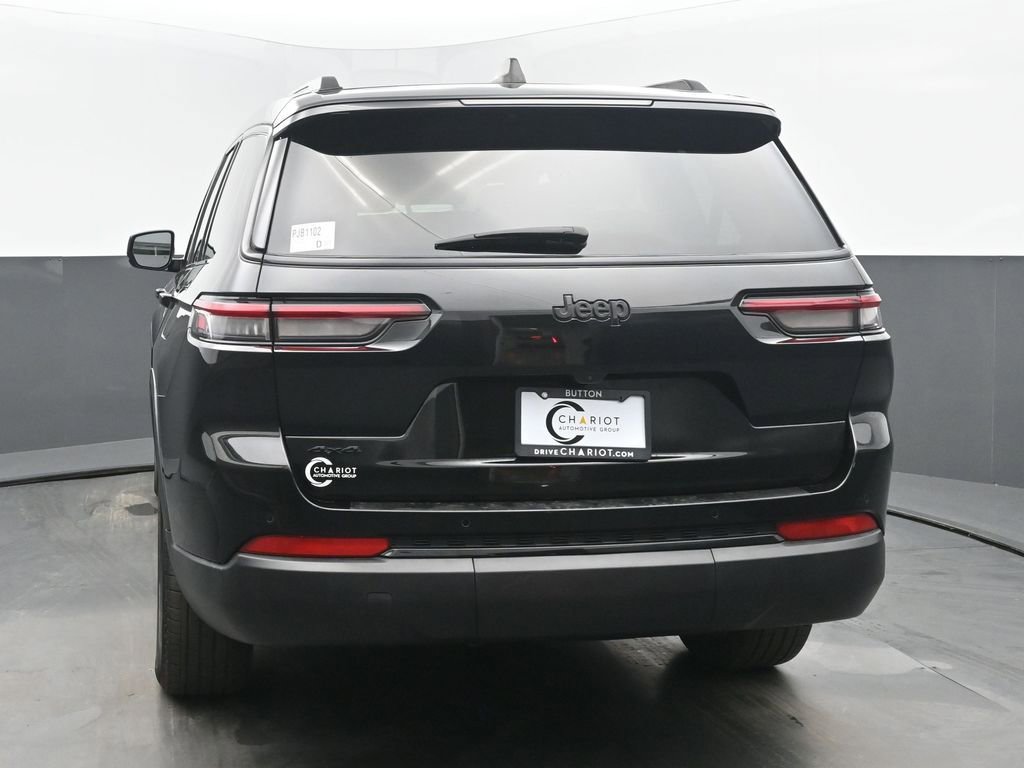 Used 2024 Jeep Grand Cherokee L Laredo AWD/4WD image 5