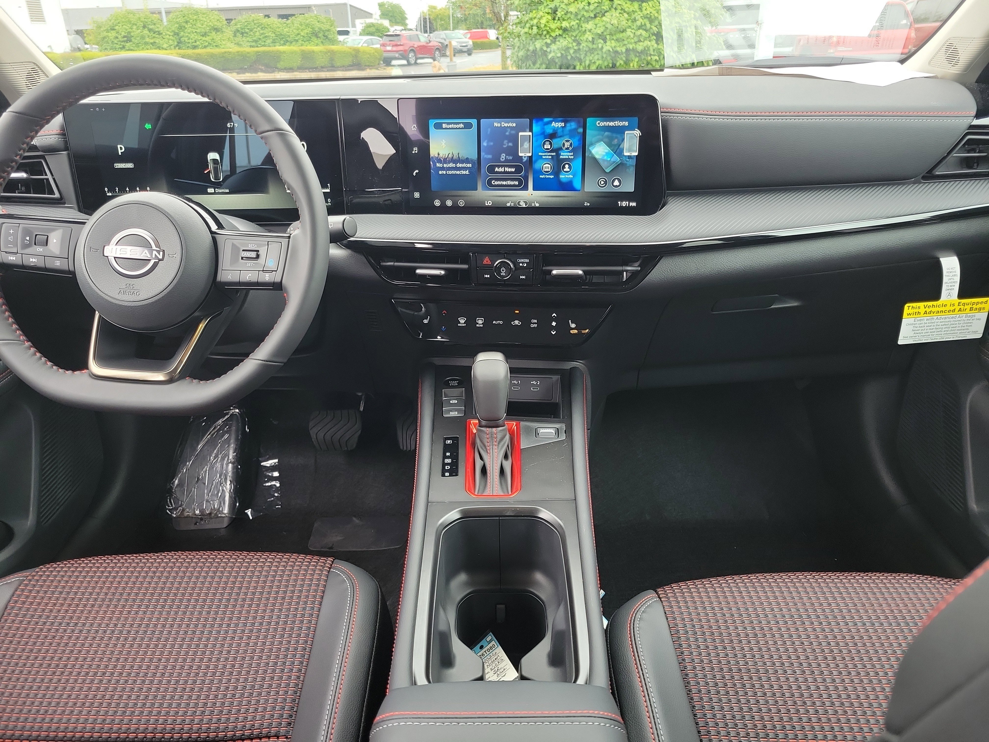 New 2026 Nissan Kicks SR w/ Illumination Package AWD/4WD image 9