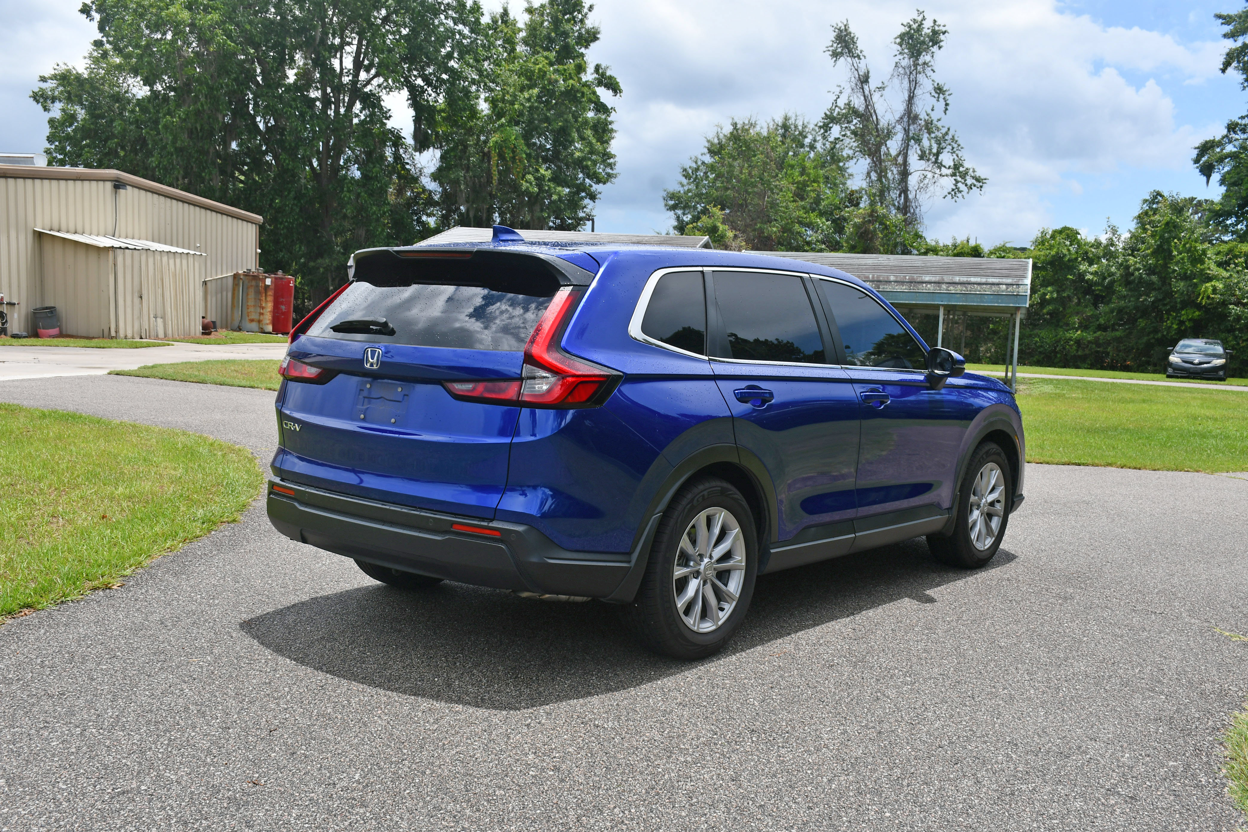 Used 2024 Honda CR-V EX-L image 4