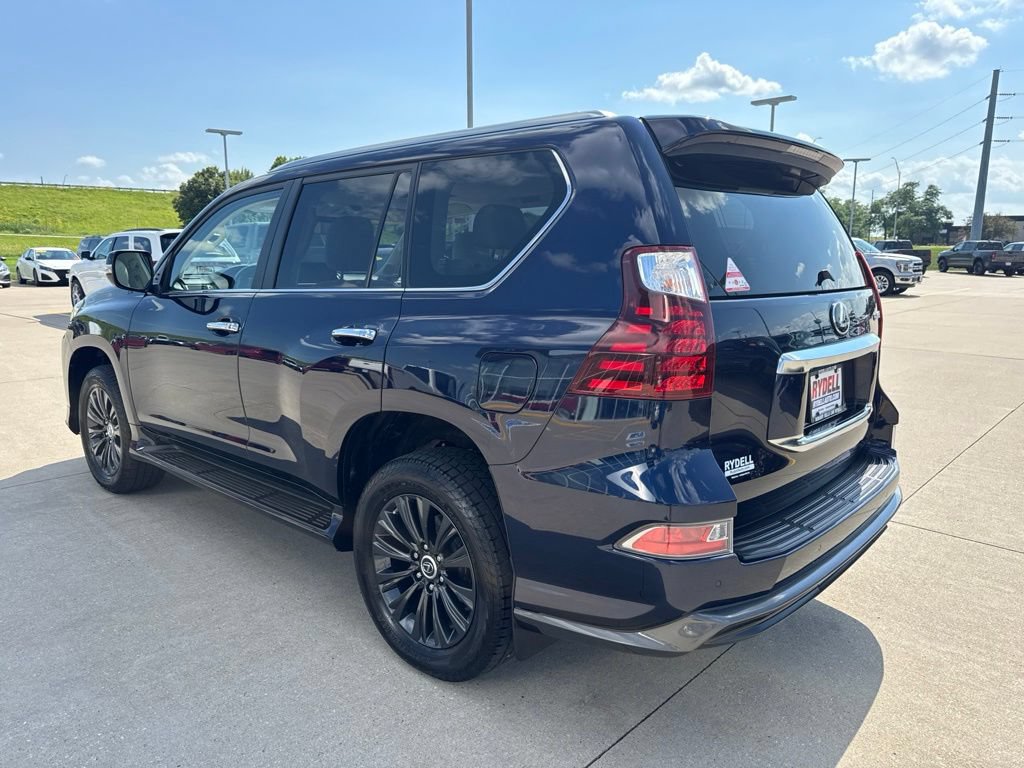 Used 2022 Lexus GX 460 Luxury w/ Sport Design Package AWD/4WD image 27