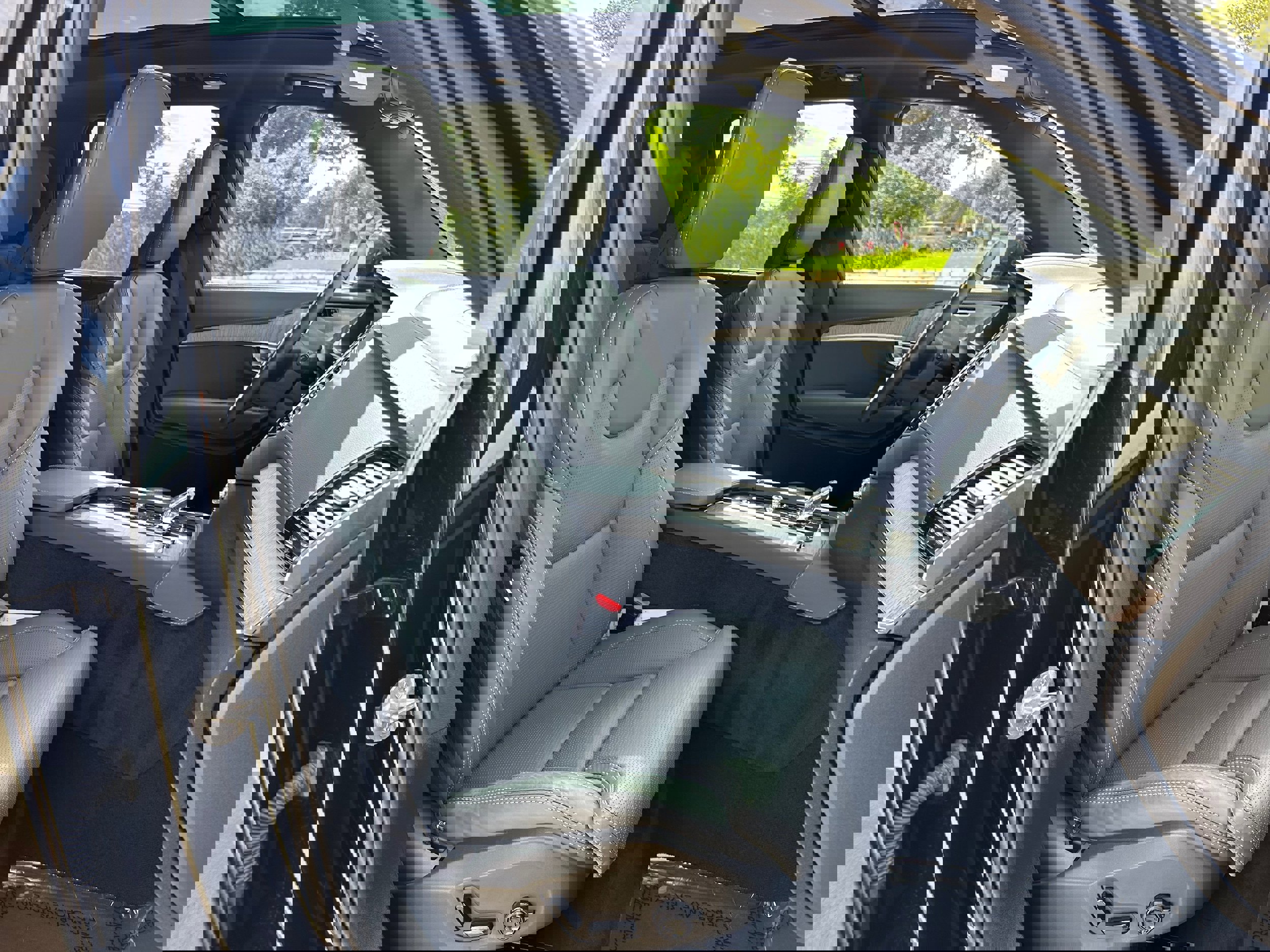 Certified 2024 Volvo XC90 T8 Ultimate image 10