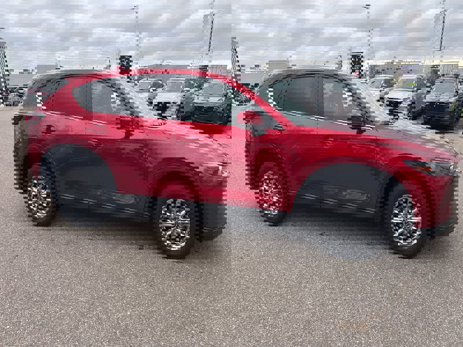 Used 2023 MAZDA CX-5 AWD 2.5 S w/ Select Package image 4