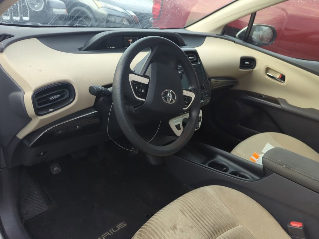 Used 2016 Toyota Prius Two image 7