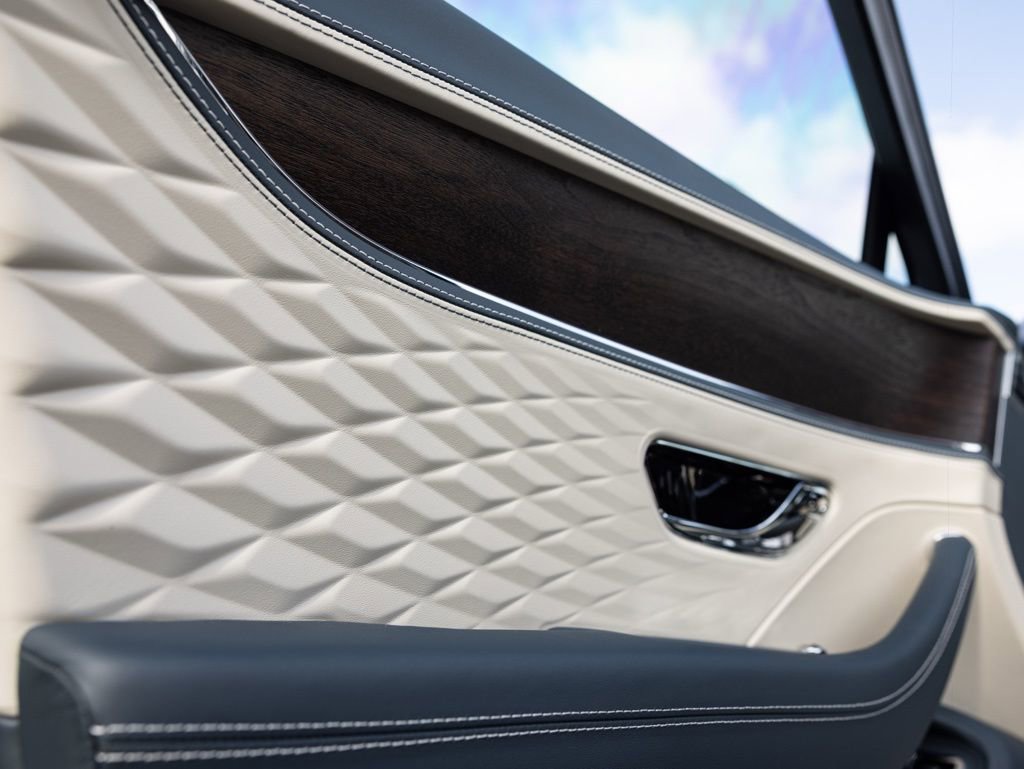New 2026 Bentley Flying Spur Plug-In Hybrid AWD/4WD image 27