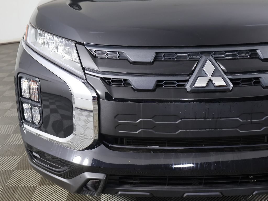 New 2027 Mitsubishi Outlander Sport LE AWD/4WD image 10