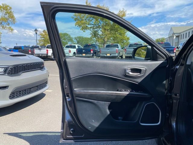 Certified 2020 Jeep Compass Latitude w/ Cold Weather Group image 22