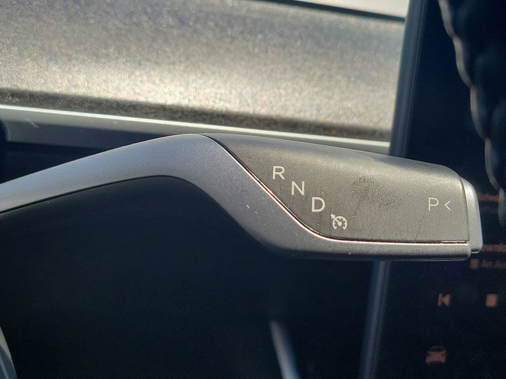 Used 2020 Tesla Model Y Long Range AWD/4WD image 34