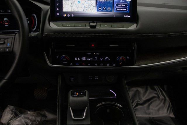 Used 2024 Nissan Rogue Platinum w/ Platinum Premium Package image 25