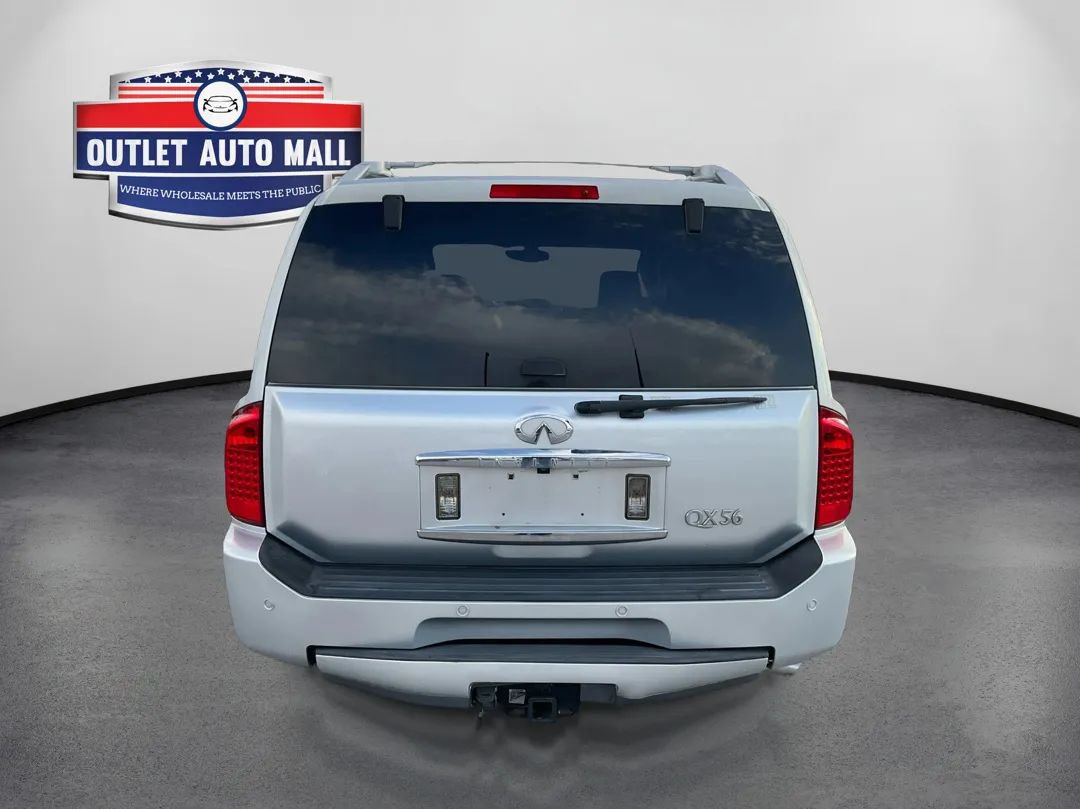 Used 2004 INFINITI QX56 2WD w/ Smart Vision Pkg image 4