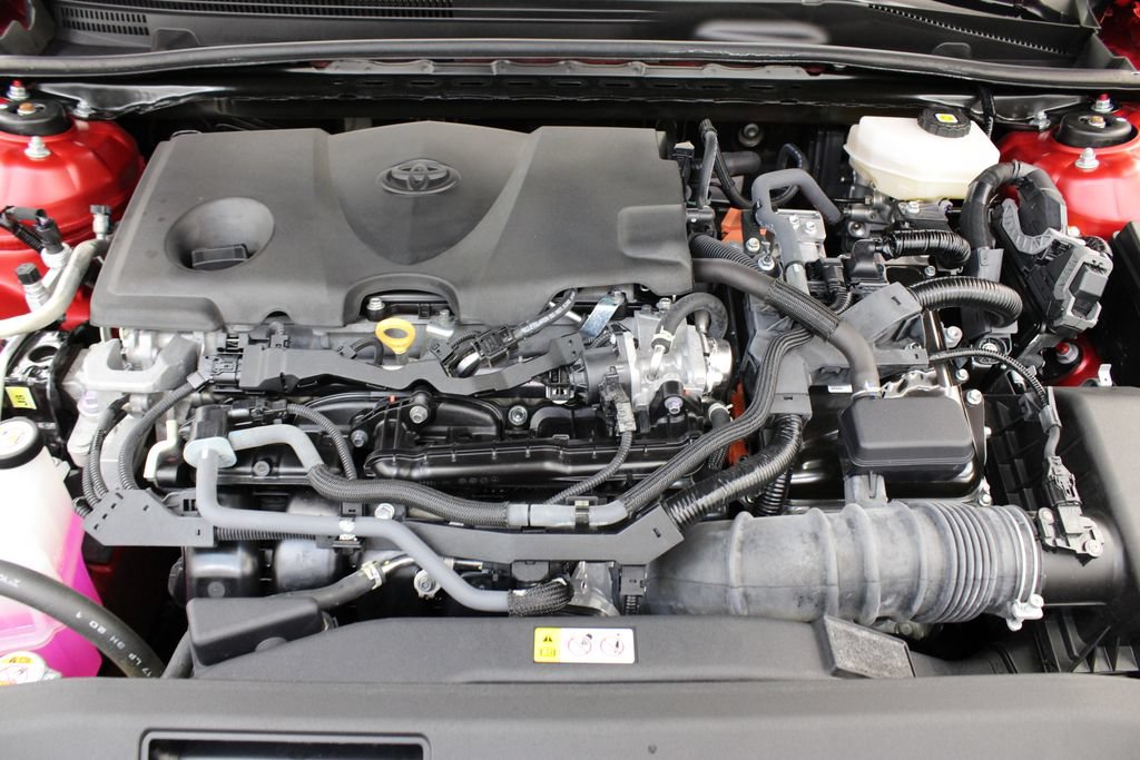 Used 2025 Toyota Camry LE FWD image 29