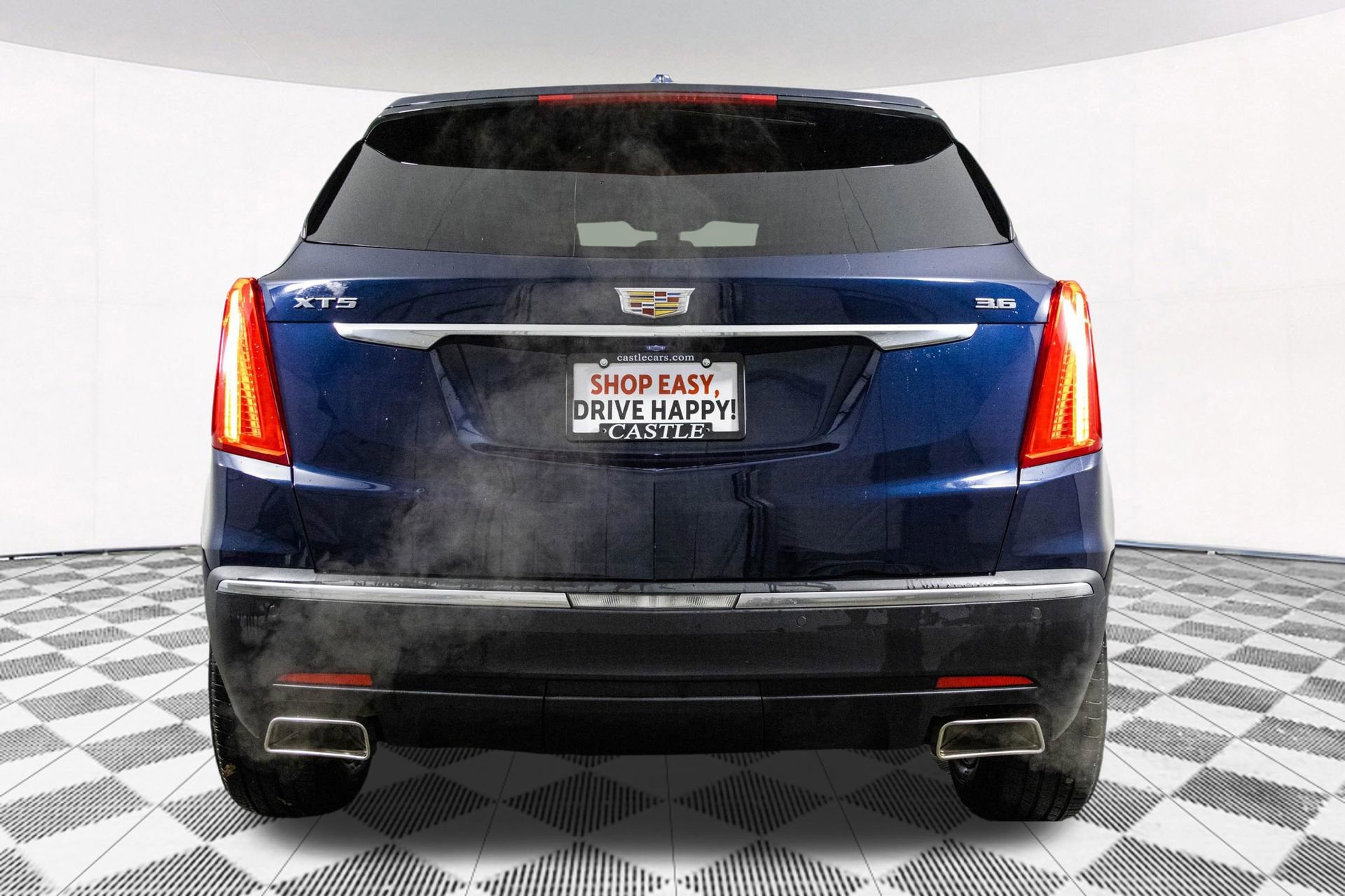 Used 2017 Cadillac XT5 FWD image 14