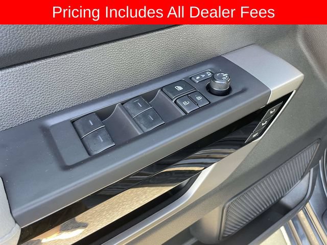 Used 2025 Toyota Tundra Limited AWD/4WD image 20
