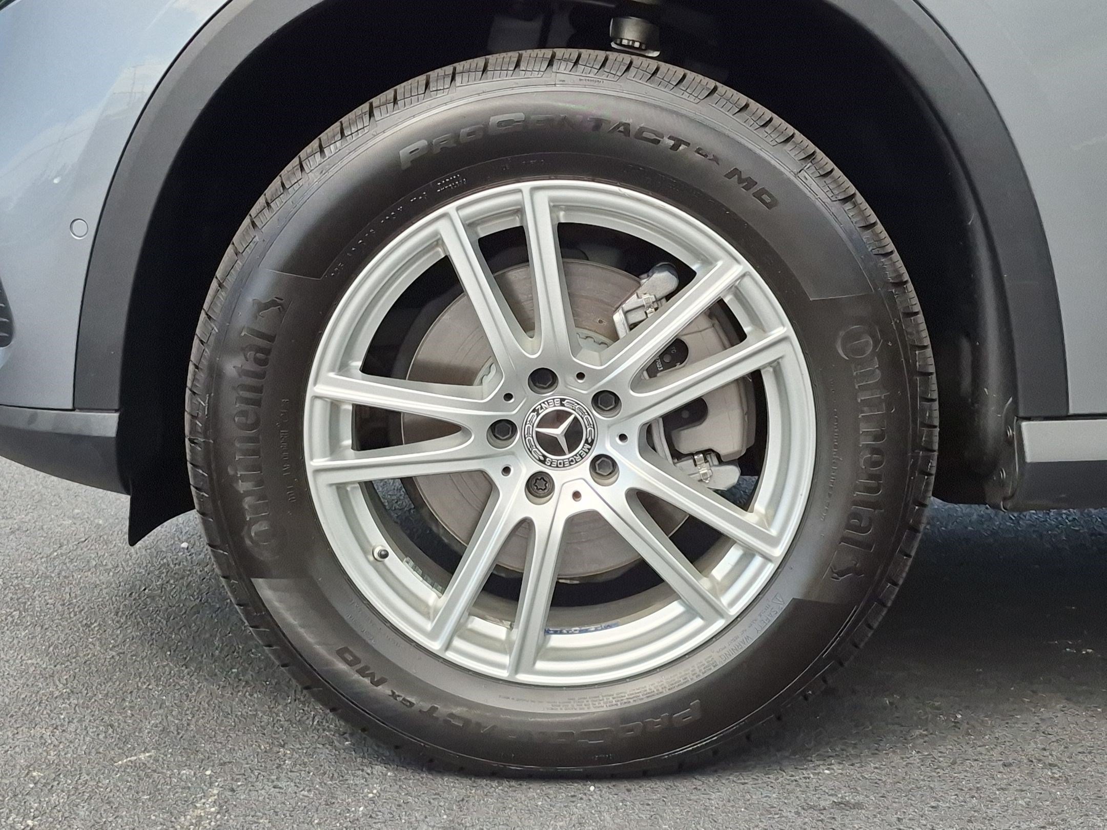Certified 2023 Mercedes-Benz GLC 300 4MATIC w/ Exclusive Trim Package image 12