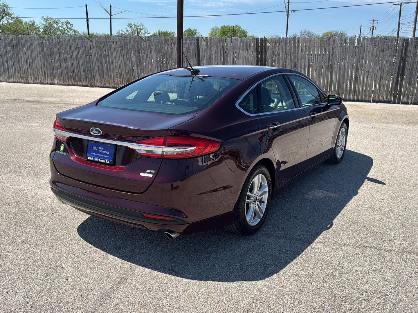Used 2018 Ford Fusion SE image 7